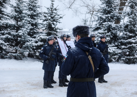 Более 200 человек поступило на службу в Тверское соединение военно-транспортной авиации