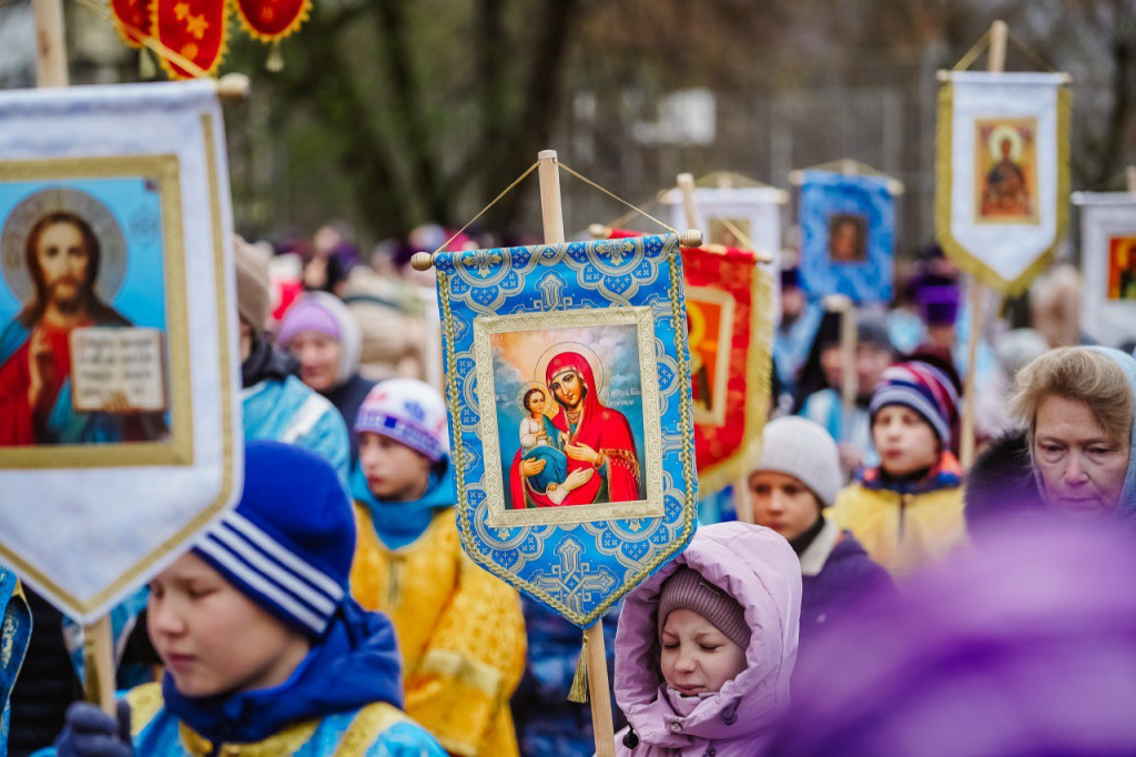 В Твери в День Казанской иконы Божией матери прошёл Крестный ход