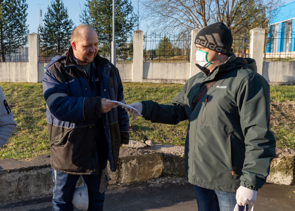 С начала пандемии волонтеры выполнили почти 500 заявок по оказанию помощи жителям Удомли