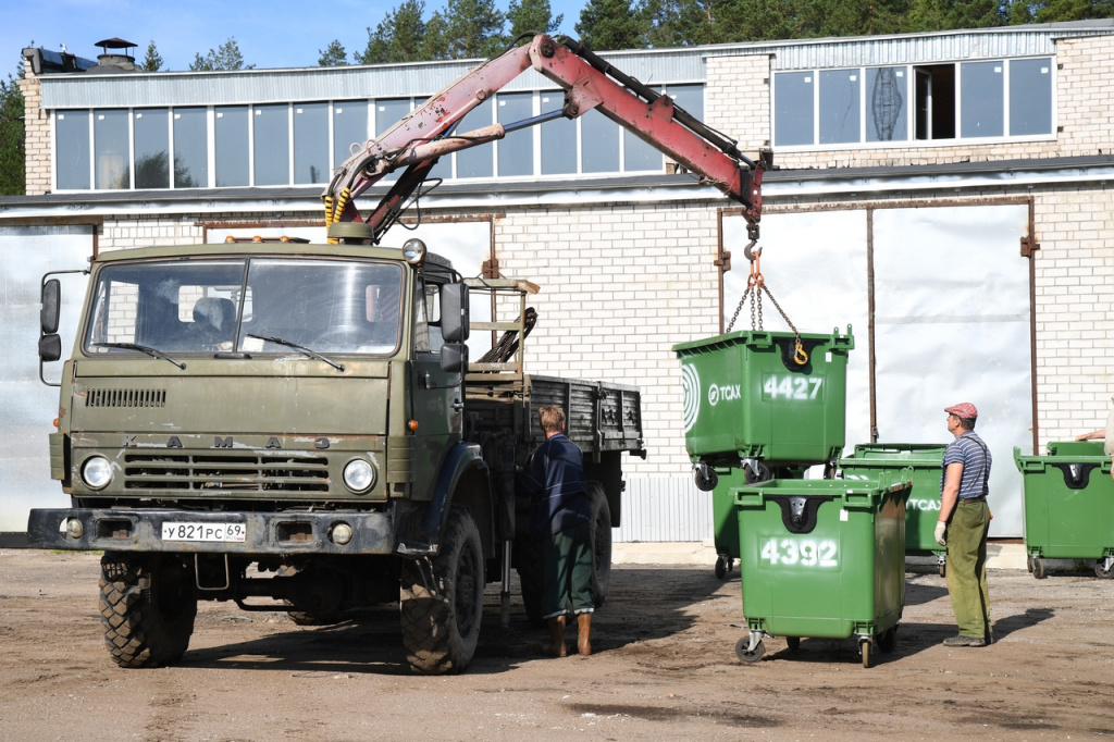 3500 новых контейнеров для сбора отходов появятся в Тверской области