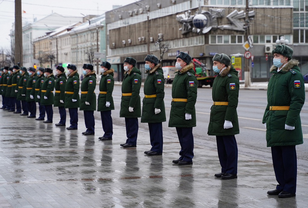 В День освобождения Калинина Игорь Руденя возложил цветы к стеле «Город воинской славы» в Твери 