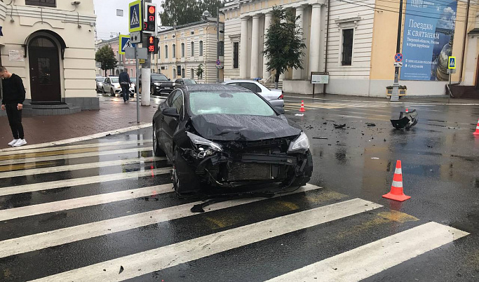 Полуторагодовалый малыш пострадал в ДТП на встречке в Твери