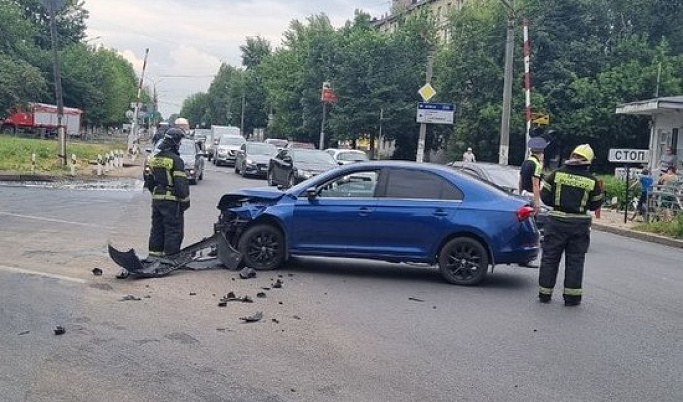 У Горбатого моста в Твери пенсионерка пострадала в ДТП 