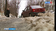 Тверские коммунальные службы борются с последствиями снегопада       