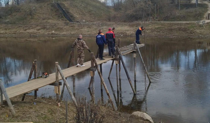 Через реку Кашинку вновь ставят лавы 