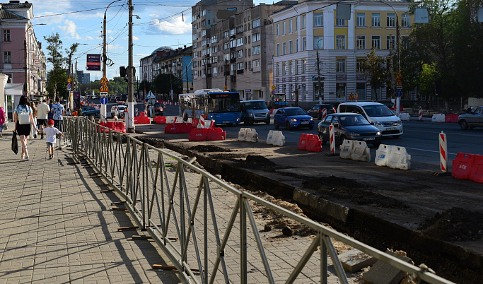 На месте каменного парапета на проспекте в Твери появится новая конструкция