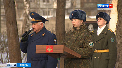 Тверских призывников познакомили с армейскими буднями