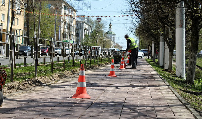 Благоустройство дорог в Твери продолжится и на майских праздниках