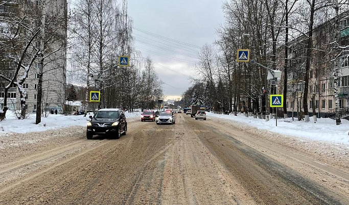 В Конаково на пешеходном переходе сбили 12-летнюю девочку