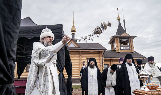 В Жёлтиковом монастыре перезахоронили останки из Спасо-Преображенского собора Твери