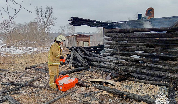 В ходе тушения пожара в Торопецком округе обнаружили погибшего