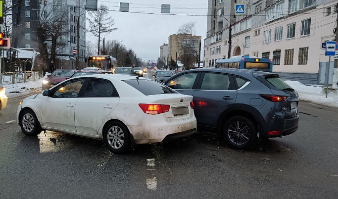 33-летняя женщина пострадала в ДТП в Заволжском районе Твери