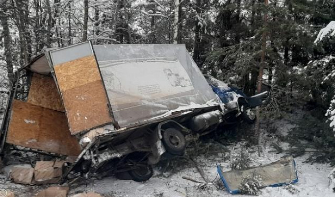 В Тверской области два человека пострадали в ДТП