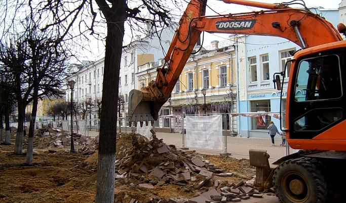 В Твери началось благоустройство улицы Трёхсвятской